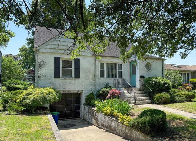 Property at 37 Flower Rd, Valley Stream, NY 11581, 2 beds, 1 bath
