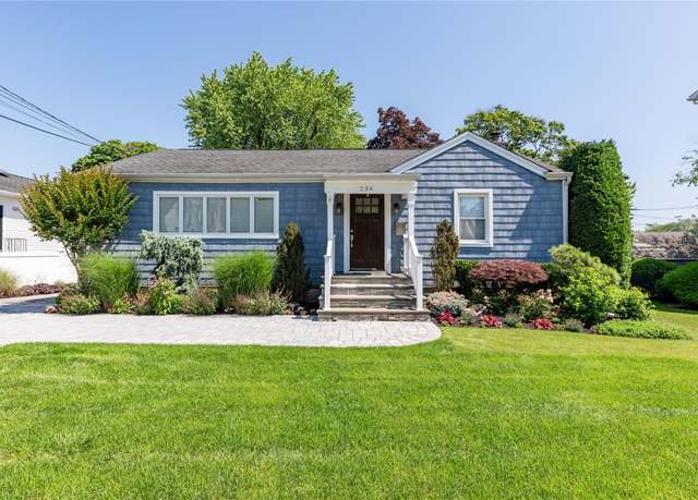 Property at 234 N Village Ave, Lynbrook, NY 11563, 2 beds, 1 bath