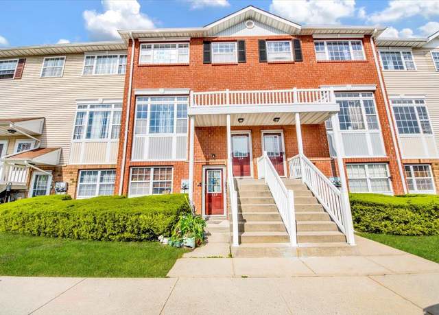 Property at 114 Beacon Ln #74, Bronx, NY 10473, 3 beds, 2 baths