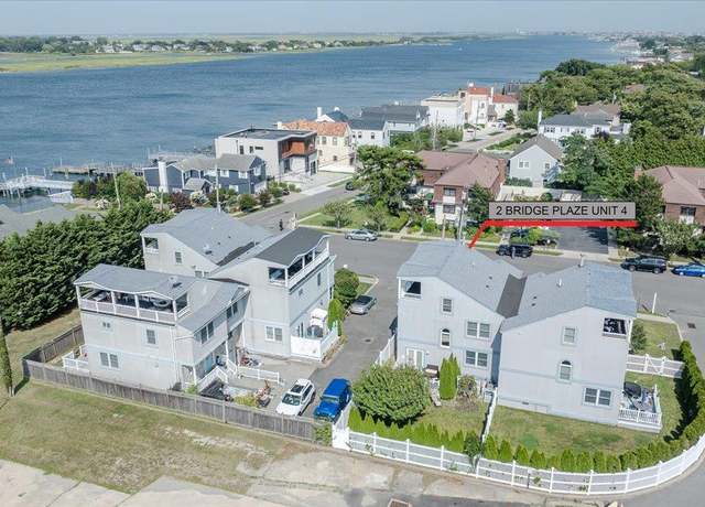 Property at 2 Bridge Plz #4, Atlantic Beach, NY 11509, 3 beds, 2.5 baths