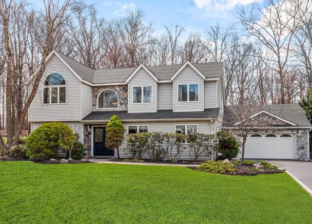 Property at 12 Bridge Rd, Nanuet, NY 10954, 4 beds, 2.5 baths