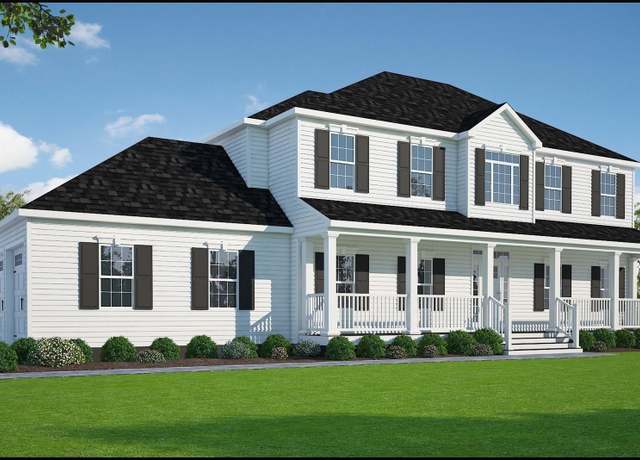 Property at 12 Wakefield Rd, Hampton Bays, NY 11946, 4 beds, 3 baths