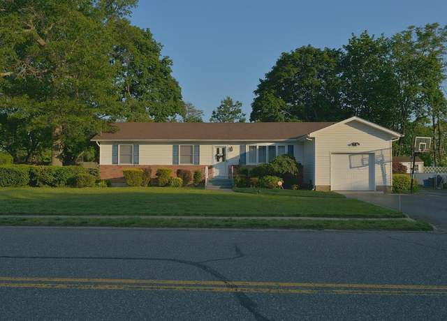 Property at 238 Adams St, Deer Park, NY 11729, 3 beds, 1.5 baths