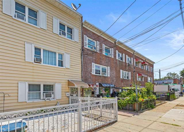 Property at 1570 Paulding Ave, Bronx, NY 10462, 4 beds, 2 baths