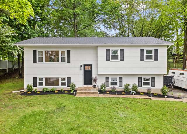 Property at 31 Pennsylvania Ave, Valley Cottage, NY 10989, 4 beds, 2 baths