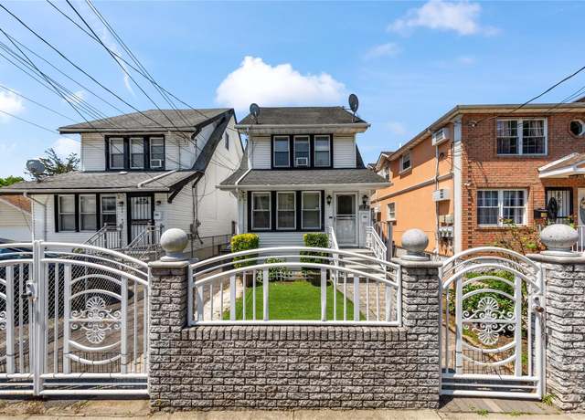 Property at 10438 197th St, Saint Albans, NY 11412, 4 beds, 2.5 baths