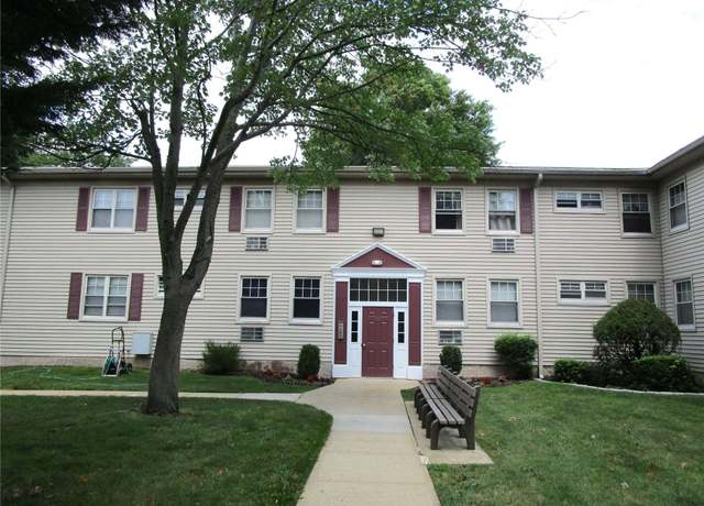 Property at 324 Post Unit 11-G, Westbury, NY 11590, 2 beds, 1 bath