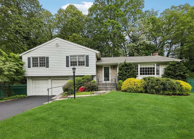 Property at 56 Rolling Way, New Rochelle, NY 10804, 3 beds, 3.5 baths