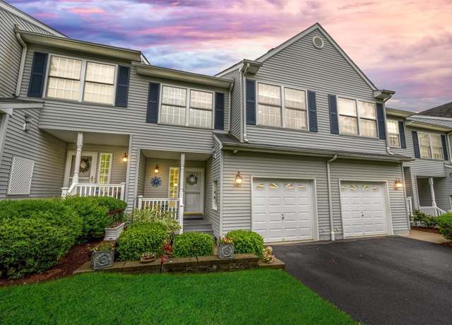 Property at 5005 John Hancock Ct #100, New Windsor, NY 12553, 3 beds, 2.5 baths