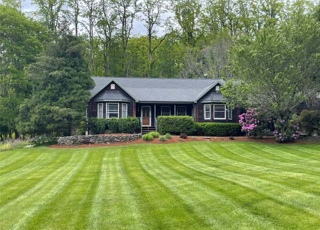 Property at 322 Union School Rd, Middletown, NY 10941, 3 beds, 2.5 baths