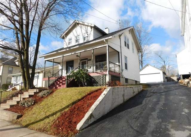 Property at 10 Mills Ave, Middletown, NY 10940, 3 beds, 1.5 baths