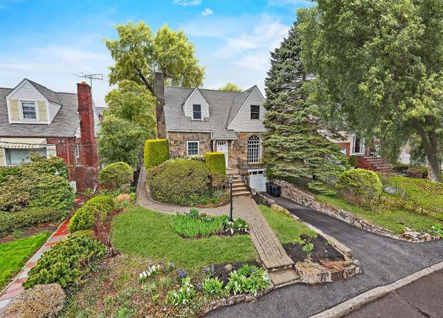 Property at 41 Saint Johns Ave, Yonkers, NY 10704, 5 beds, 1.5 baths