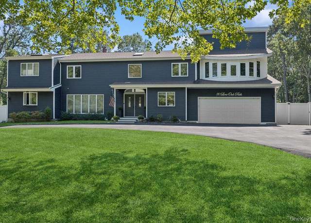 Property at 30 Lone Oak Path, Smithtown, NY 11787, 8 beds, 6 baths