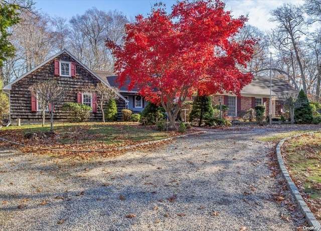 Property at 11 Wilderness Rd, Nissequogue, NY 11780, 5 beds, 3.5 baths