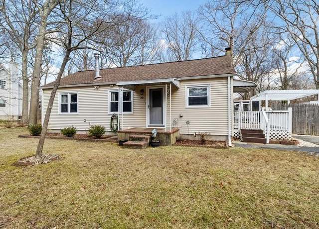 Property at 255 Mckinley Dr, Mastic Beach, NY 11951, 3 beds, 1 bath