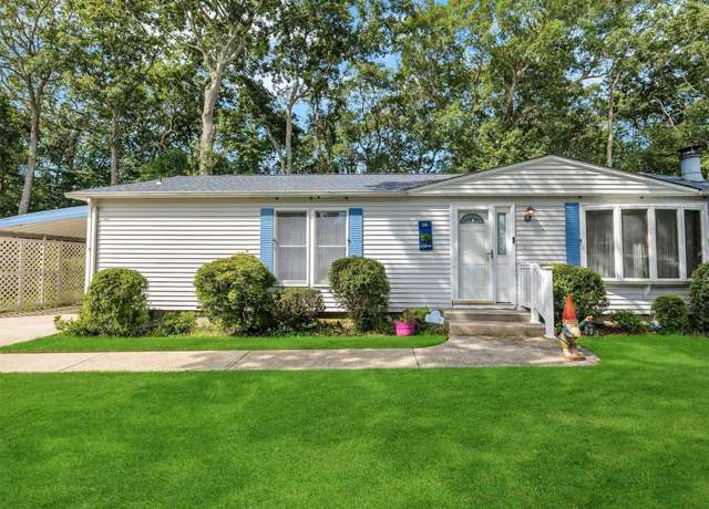 Property at 1407-54 Middle Rd #54, Calverton, NY 11933, 2 beds, 2 baths