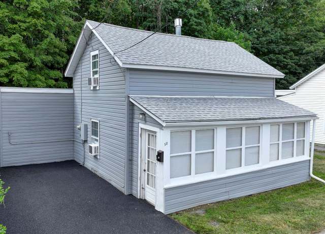 Property at 58 Wawayanda Ave, Middletown, NY 10940, 2 beds, 1 bath