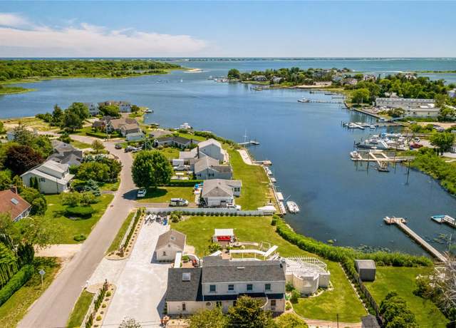Property at 1 Rebadam Ln, Southampton, NY 11968, 4 beds, 4 baths