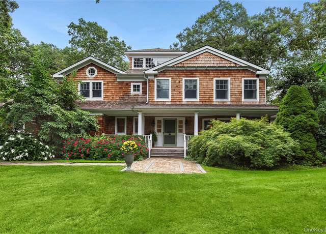 Property at 55 Cedar Ln W, Remsenburg, NY 11960, 5 beds, 3.5 baths
