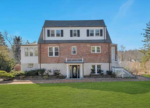 Property at 12 Dickel Rd, Scarsdale, NY 10583, 3 beds, 3 baths