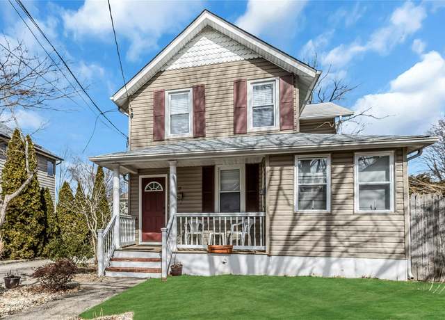 Property at 207 Belmont Ave, Westbury, NY 11590, 3 beds, 2 baths