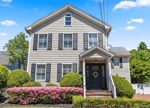 Property at 205 1st Ave, Port Jefferson Village, NY 11777, 3 beds, 3.5 baths