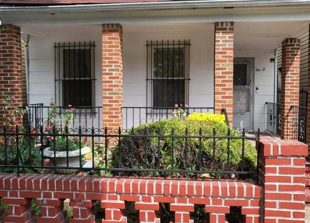 Property at 100-17 39 Ave, Corona, NY 11368, 5 beds, 2 baths