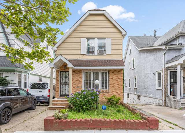 Property at 10446 199th St, Saint Albans, NY 11412, 4 beds, 2.5 baths