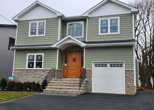 Property at 604 Meadowbrook Rd, North Merrick, NY 11566, 4 beds, 2.5 baths