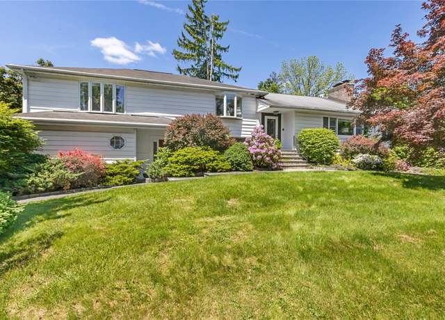 Property at 2307 Hawthorne Dr, Yorktown Heights, NY 10598, 5 beds, 4.5 baths