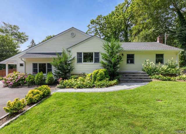 Property at 66 Chichester Rd, Huntington, NY 11743, 4 beds, 2 baths