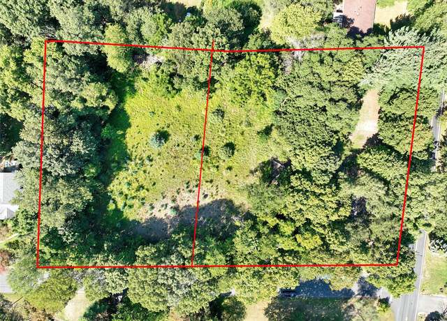 Property at 6 Bellows Ln, Monsey, NY 10952