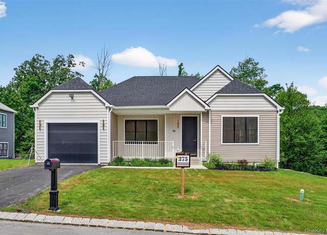 Property at 2 Lionel Psge, Monroe, NY 10950, 2 beds, 2 baths