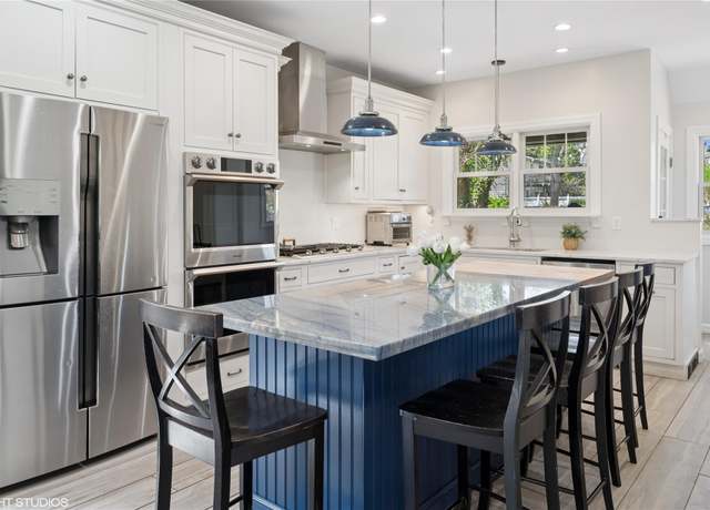 Property at 119 Cassilis Ave, Bronxville, NY 10708, 4 beds, 3.5 baths