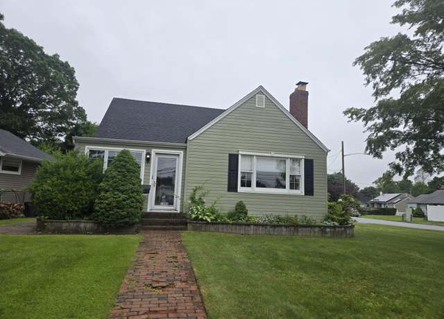 Property at 1206 August Rd, North Babylon, NY 11703, 5 beds, 3 baths
