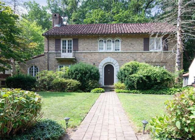 Property at 76 Parkway East, Mount Vernon, NY 10552, 4 beds, 3 baths