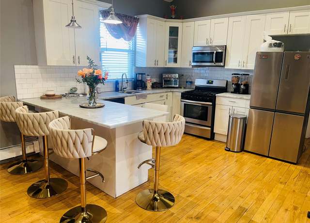 Property at 1020 Calhoun Ave, Bronx, NY 10465, 6 beds