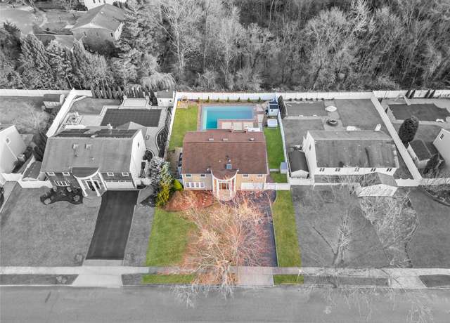 Property at 75 Empress Pines Dr, Nesconset, NY 11767, 5 beds, 3.5 baths