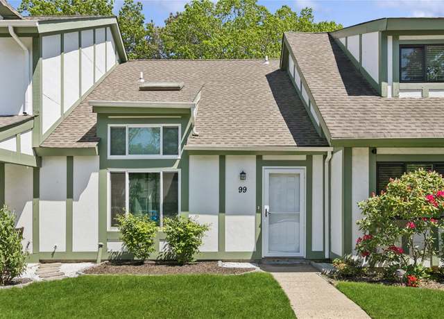Property at 99 Drexelgate Ct, Middle Island, NY 11953, 3 beds, 1.5 baths
