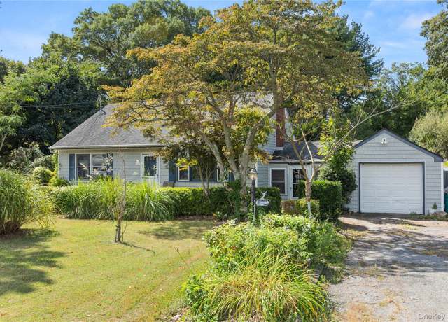 Property at 1182 Waverly Ave, Holtsville, NY 11742, 3 beds, 2 baths
