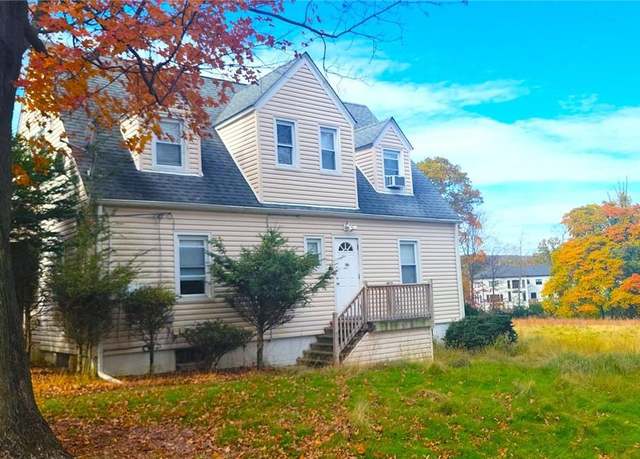 Property at 114 E Willow Tree Rd, Spring Valley, NY 10977, 5 beds, 2.5 baths