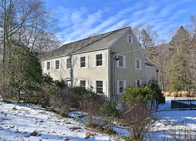 Property at 996 Haverstraw Rd, Suffern, NY 10901, 5 beds, 7.5 baths