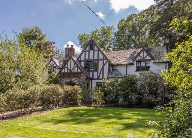 Property at 8 Fordal Rd, Bronxville, NY 10708, 4 beds, 3 baths