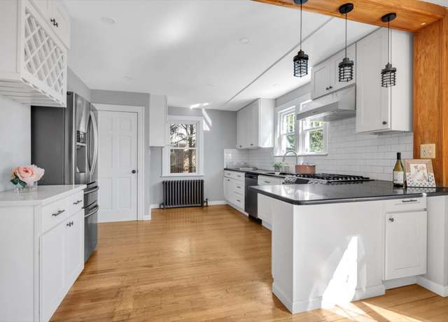 Property at 16 Avenue A, Port Washington, NY 11050, 3 beds, 2 baths