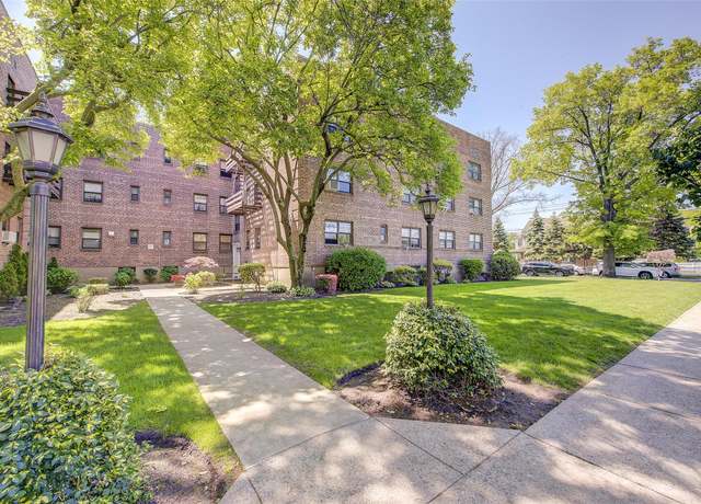 Property at 218-10 43rd Ave Unit 3D, Bayside, NY 11361, 1 bed, 1 bath