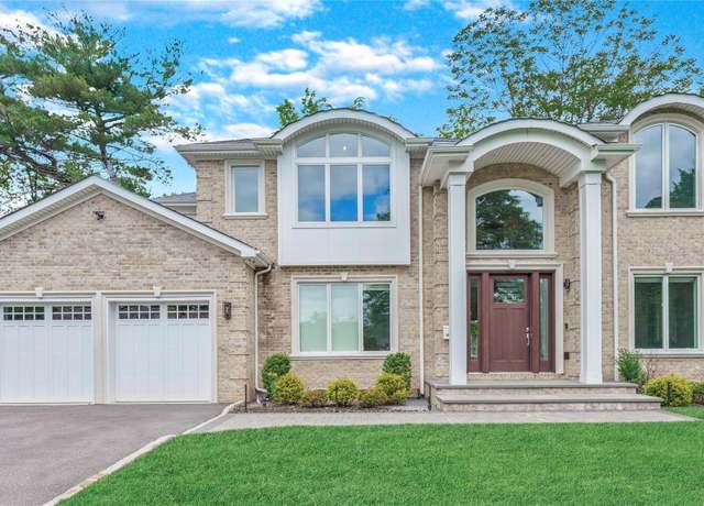 Property at 15 Grenfell Dr, Great Neck, NY 11020, 5 beds, 4.5 baths