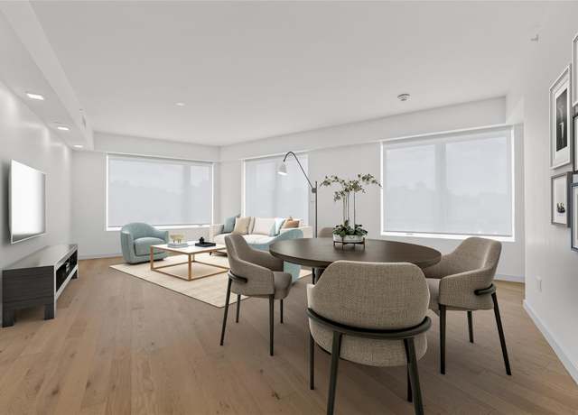 Property at 218 Middle Neck Rd #203, Great Neck, NY 11021, 2 beds, 2 baths