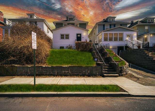 Property at 112 Prospect St, Newburgh, NY 12550, 3 beds, 1.5 baths