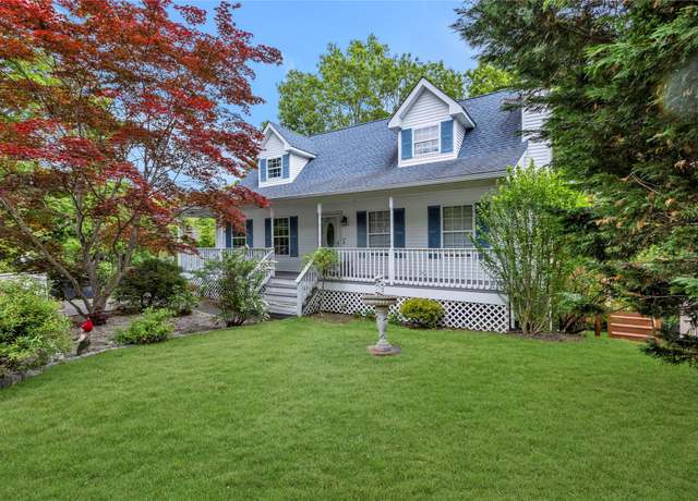 Property at 534 Puritan Dr, Shirley, NY 11967, 4 beds, 2 baths