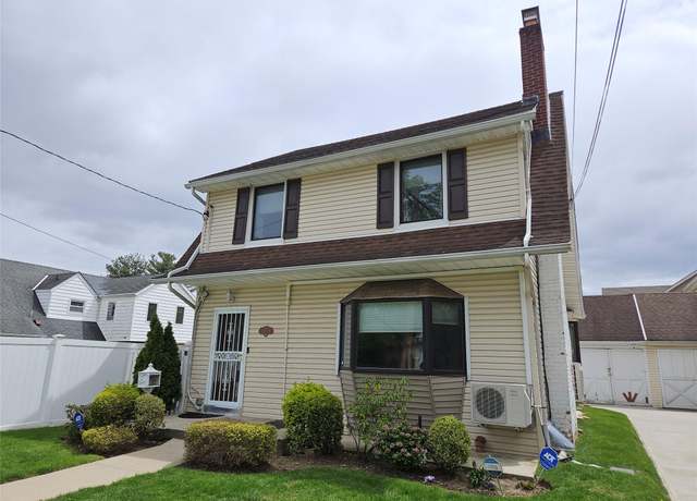 Property at 219-08 38th Ave, Bayside, NY 11361, 4 beds, 2.5 baths